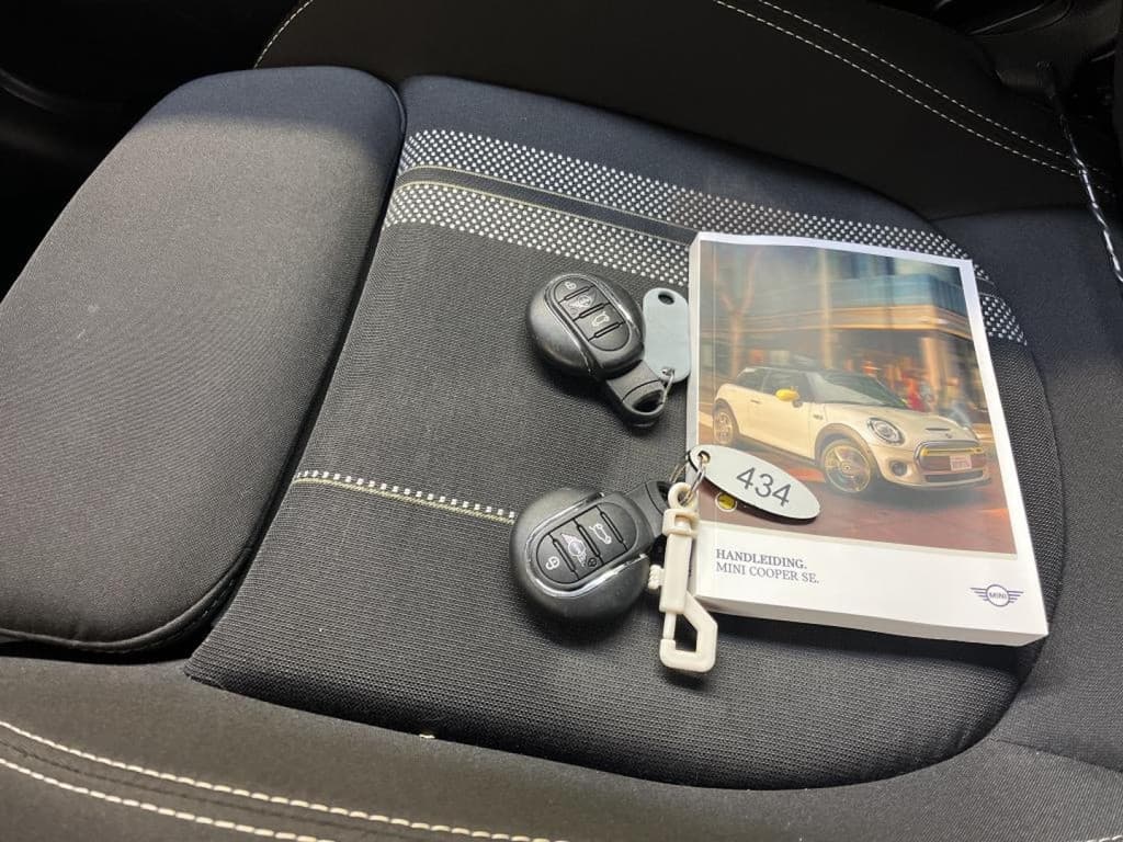 MINI Mini Electric Basic 33 kWh thumbnail 9