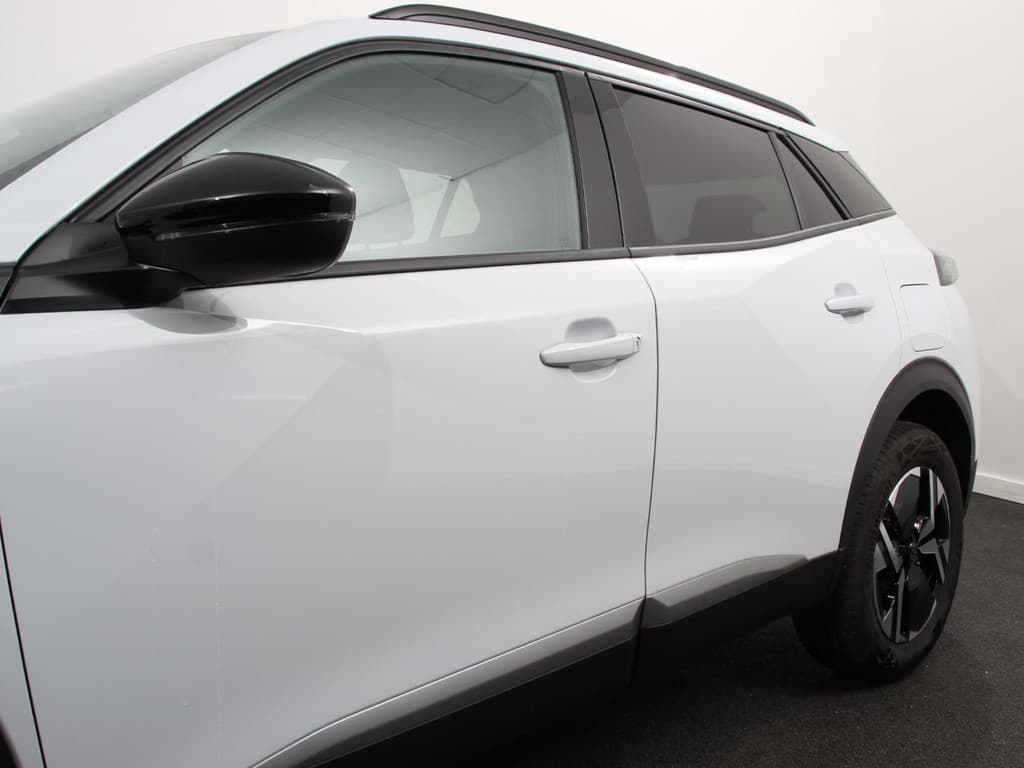 Peugeot 2008 1.2 Hybrid 136 pk Automaat Allure thumbnail 31