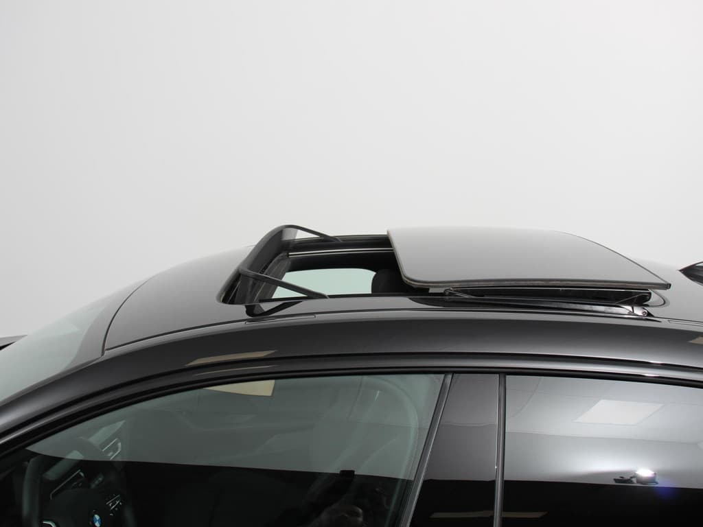 BMW 2 Serie Gran Coupé 218i Automaat Introduction Edition thumbnail 35