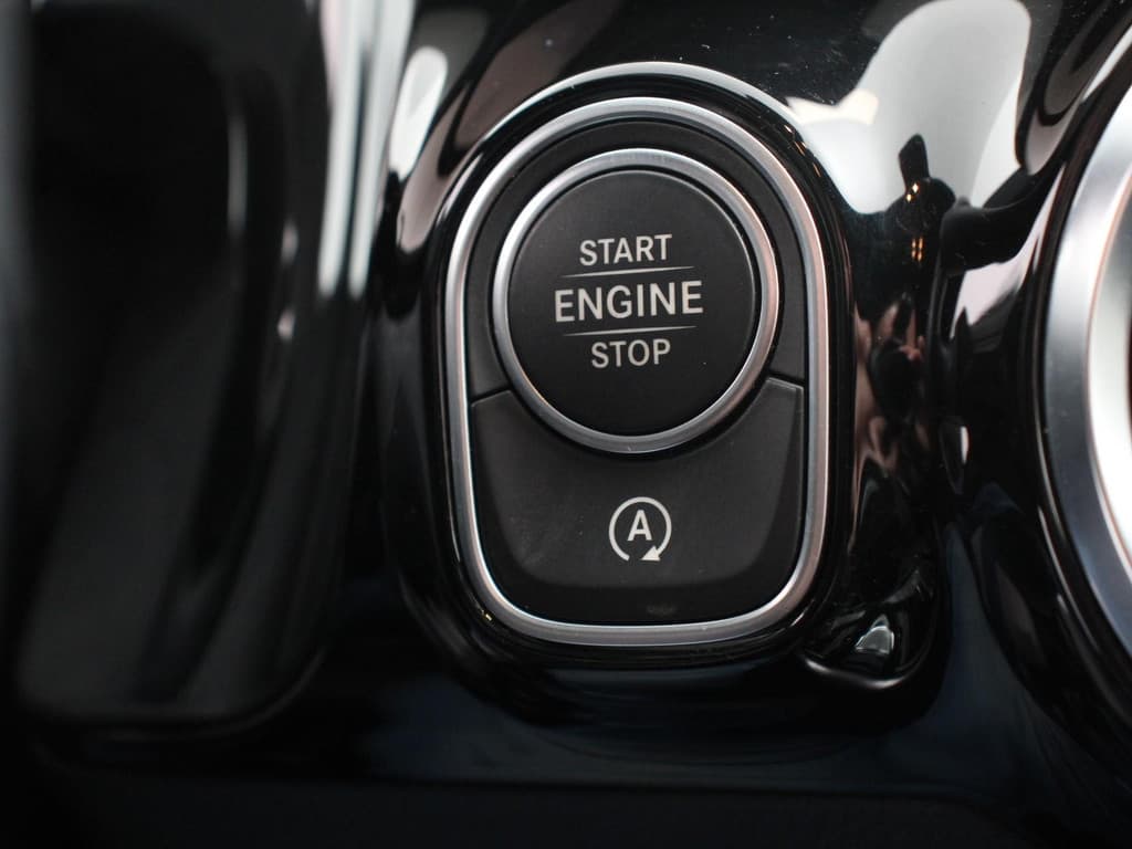 Mercedes-Benz GLA 200 Progressive thumbnail 19