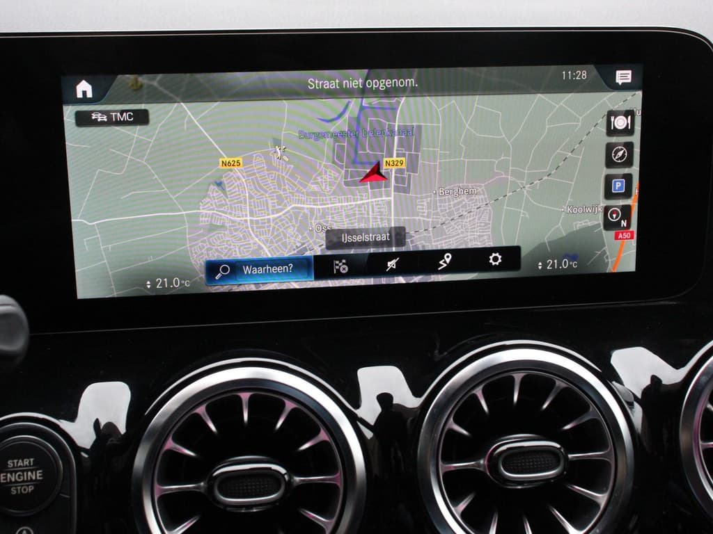 Mercedes-Benz GLA 200 Progressive thumbnail 23