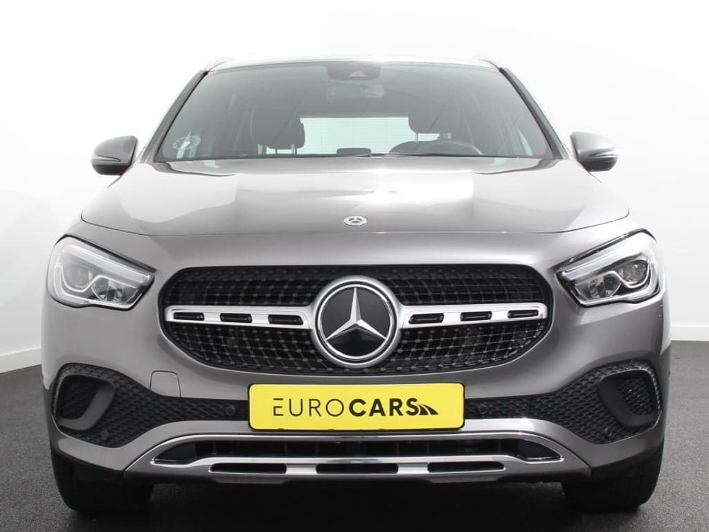 Mercedes-Benz GLA 200 Progressive thumbnail 4