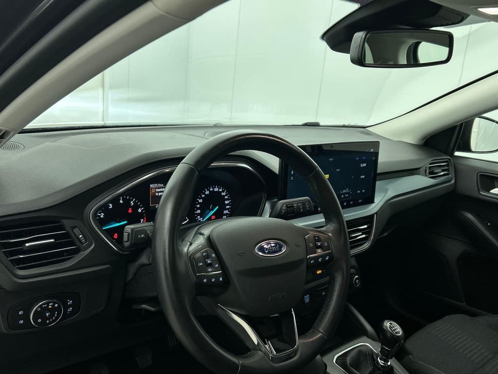 Ford FOCUS Wagon 1.0 EcoBoost Hybrid Active thumbnail 16