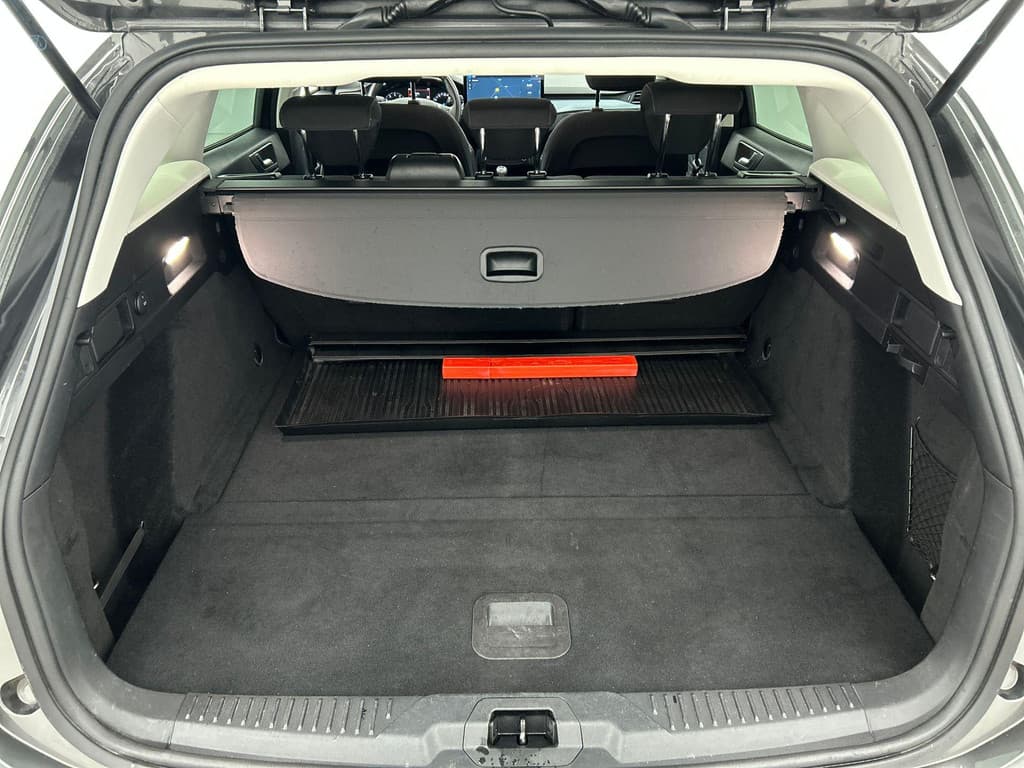 Ford FOCUS Wagon 1.0 EcoBoost Hybrid Active thumbnail 21