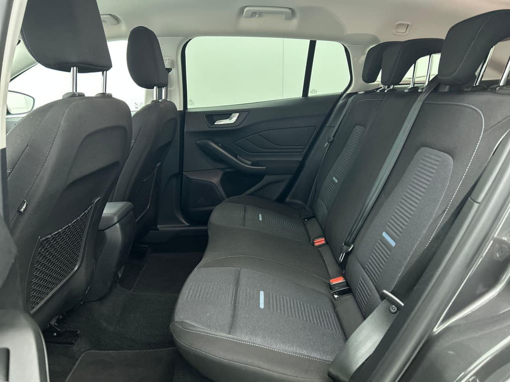 Ford FOCUS Wagon 1.0 EcoBoost Hybrid Active thumbnail 26