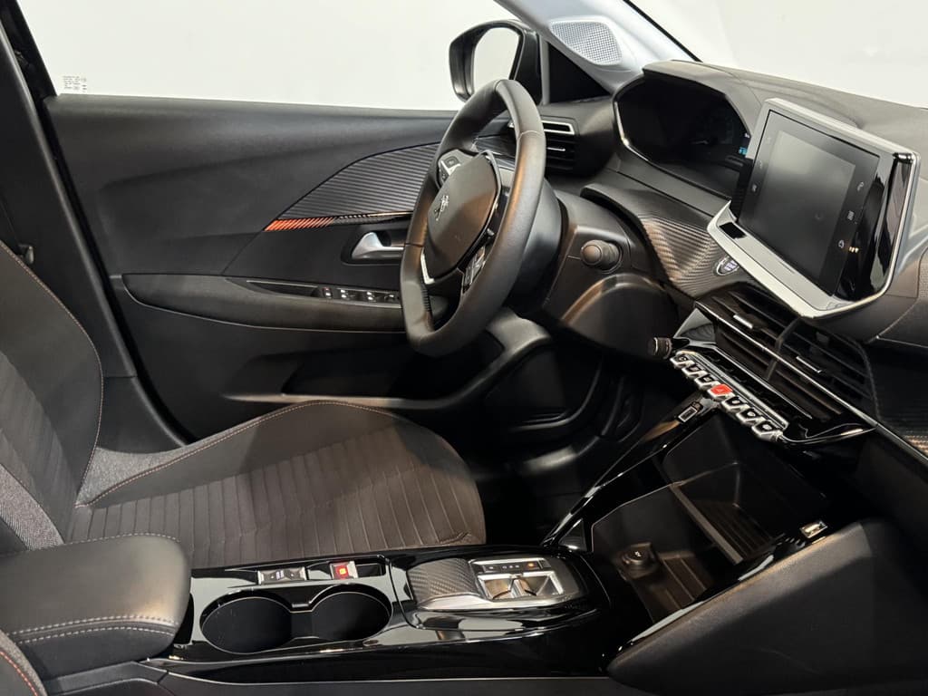 Peugeot E-208 EV Active Pack 50 kWh thumbnail 26