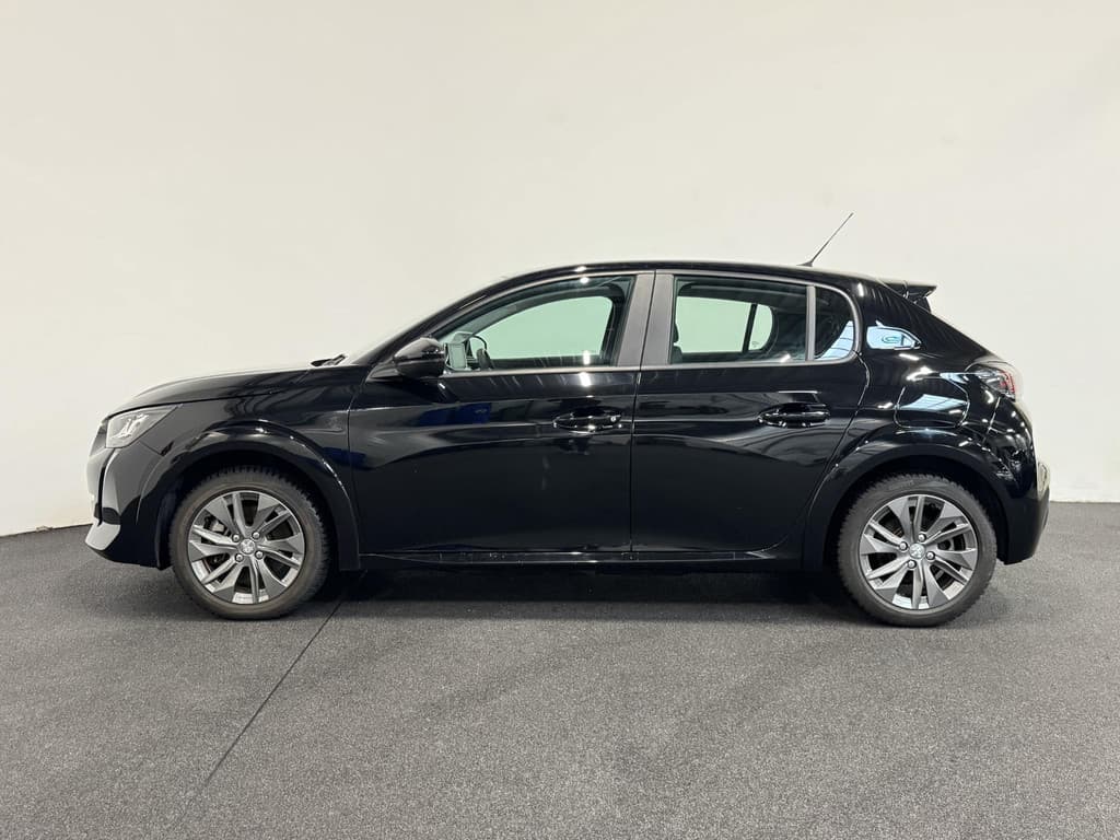 Peugeot E-208 EV Active Pack 50 kWh thumbnail 3