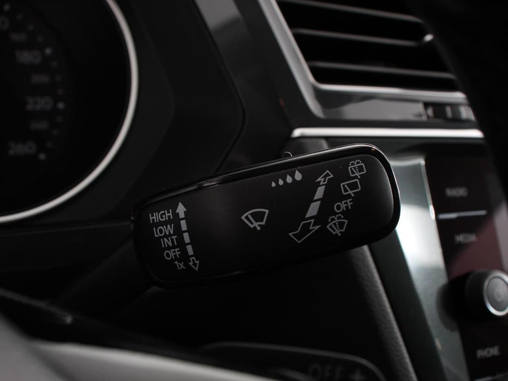 Volkswagen Tiguan Allspace 1.5 TSI DSG Comfortline 7p thumbnail 18