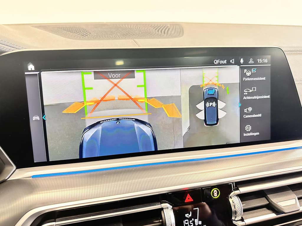 BMW X5 xDrive45e High Executive thumbnail 18