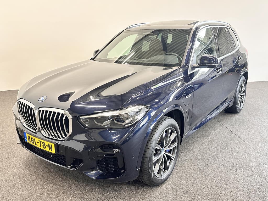 BMW X5 xDrive45e High Executive thumbnail 2