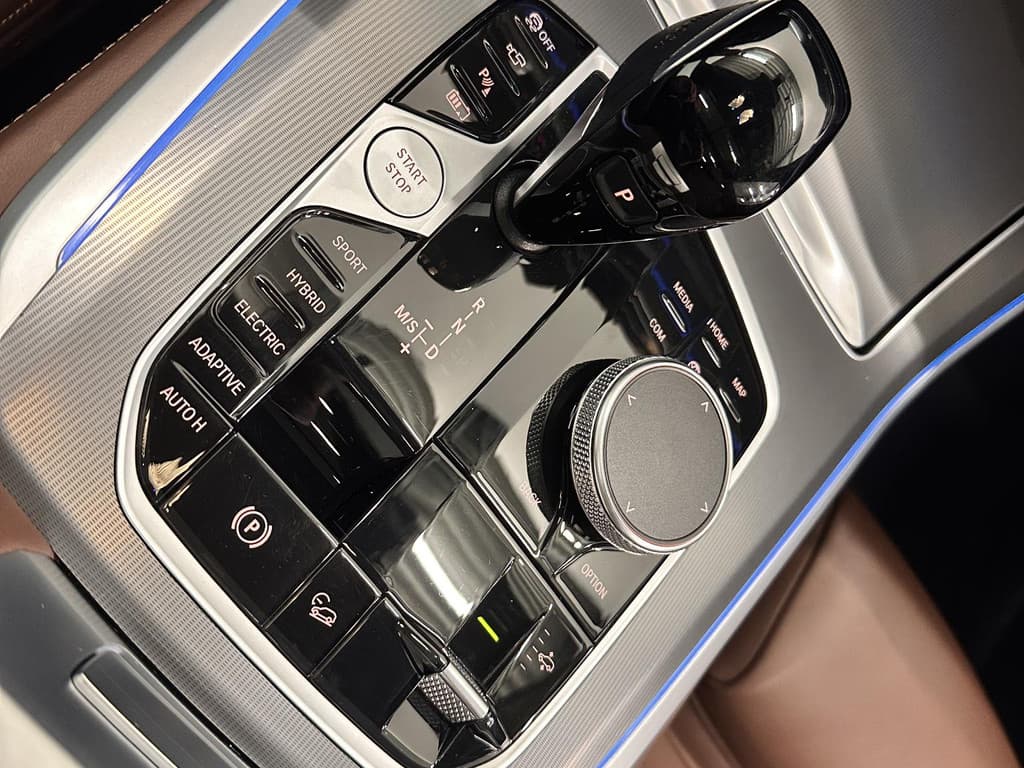 BMW X5 xDrive45e High Executive thumbnail 28