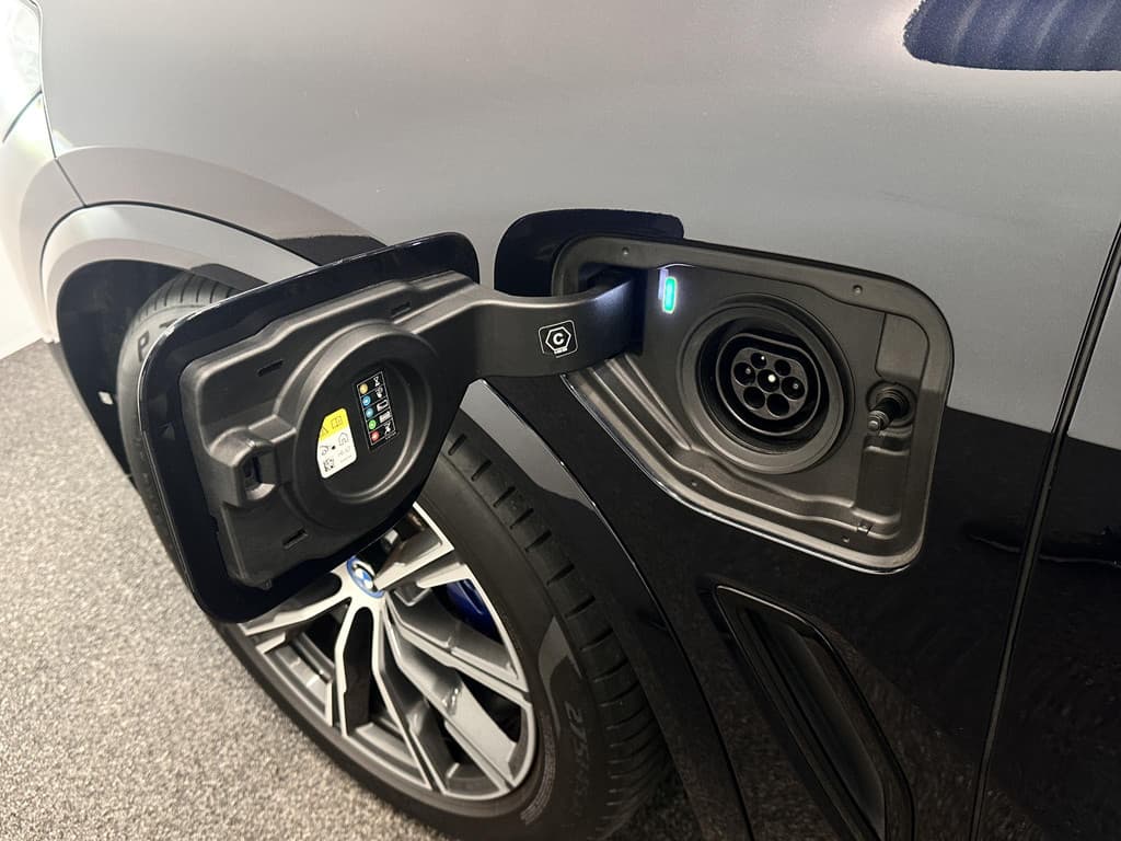 BMW X5 xDrive45e High Executive thumbnail 41