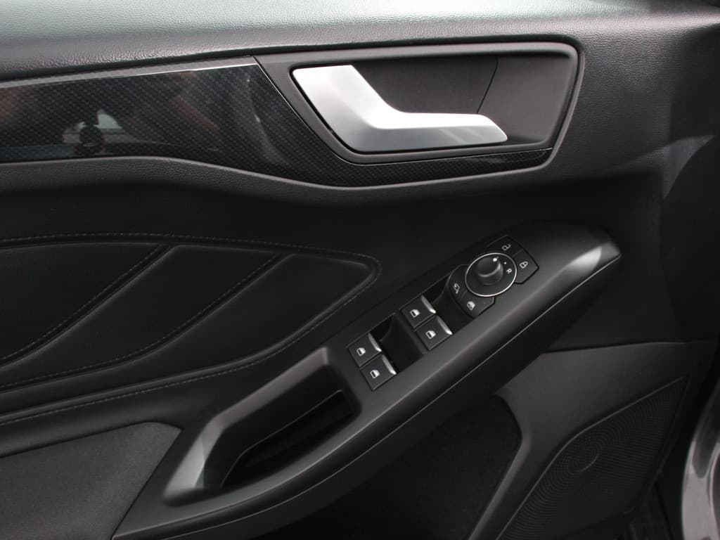 Ford Focus 1.0 Focus 125 PK HB ST-Line Automaat thumbnail 12