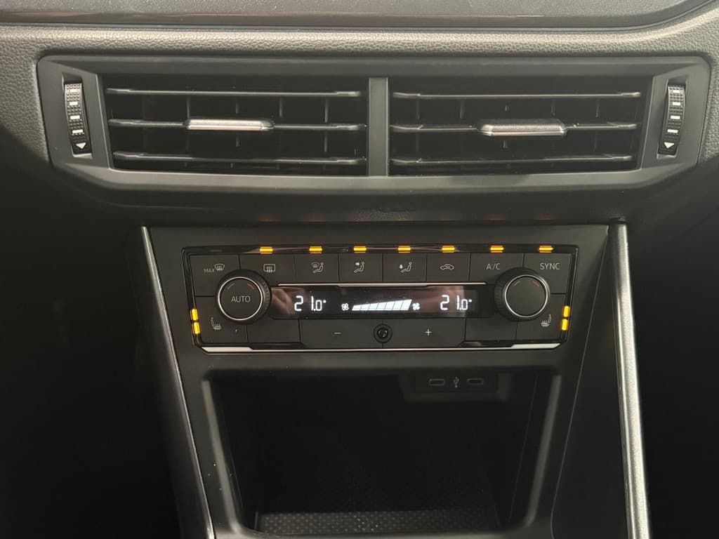 Volkswagen Polo 1.0 TSI 110pk DSG Highline thumbnail 24