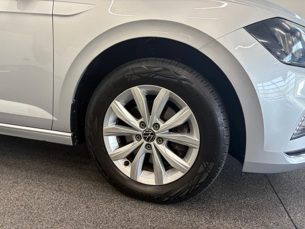 Volkswagen Polo 1.0 TSI 110pk DSG Highline thumbnail 32
