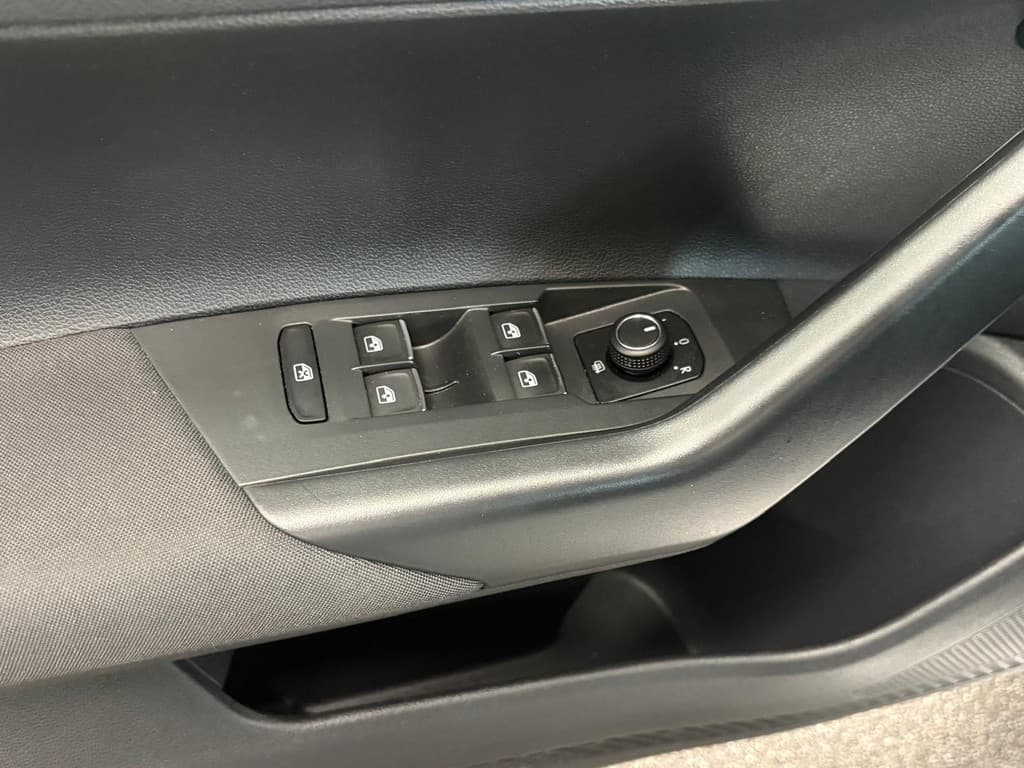 Volkswagen Polo 1.0 TSI 110pk DSG Highline thumbnail 9