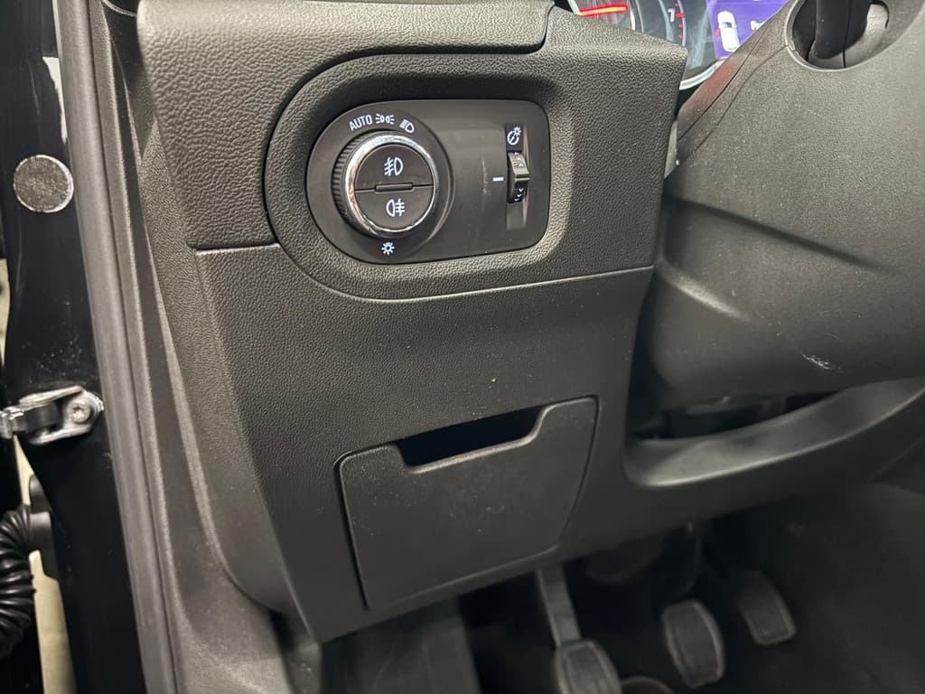 Opel Grandland X 1.2 Turbo Business Executive thumbnail 12