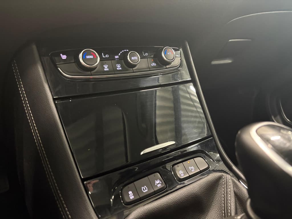 Opel Grandland X 1.2 Turbo Business Executive thumbnail 21