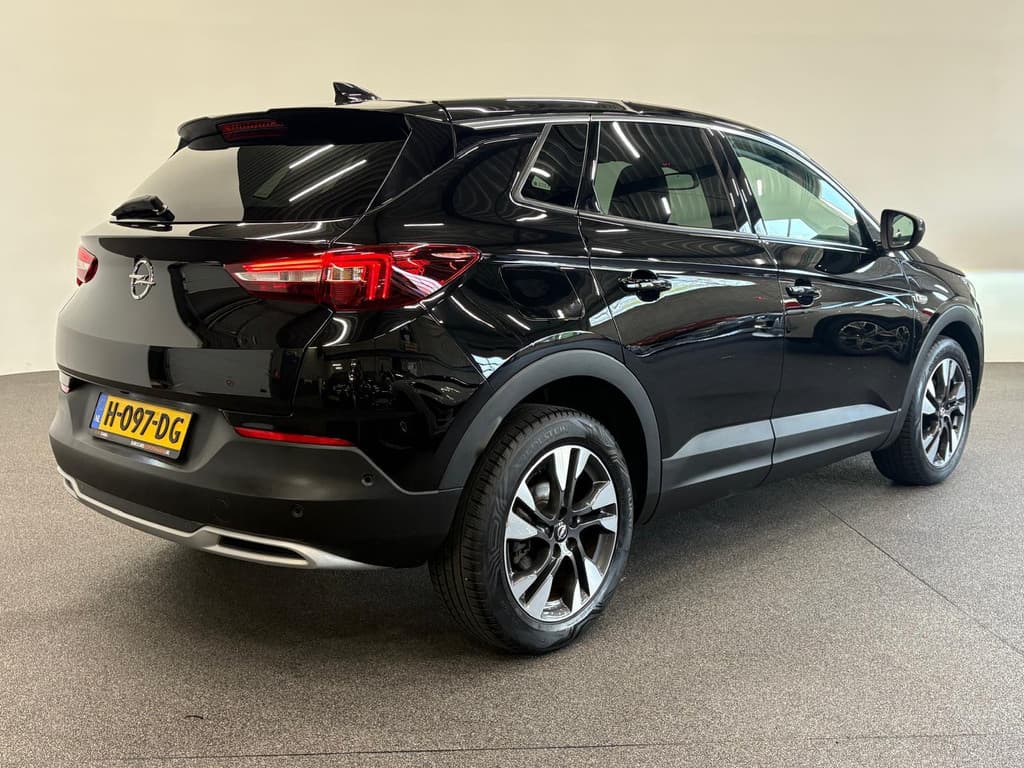 Opel Grandland X 1.2 Turbo Business Executive thumbnail 9