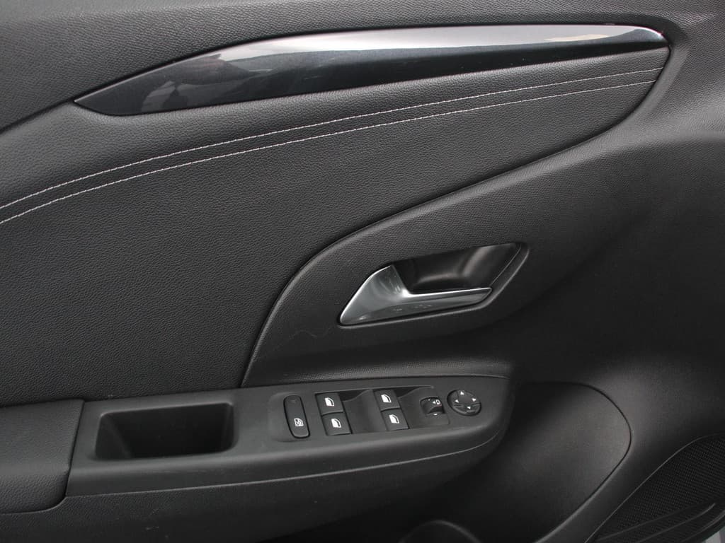 Opel Corsa 1.2 Turbo Automaat GS Line thumbnail 13