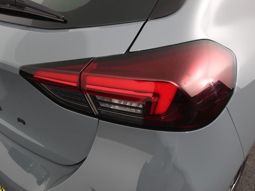 Opel Corsa 1.2 Turbo Automaat GS Line thumbnail 27