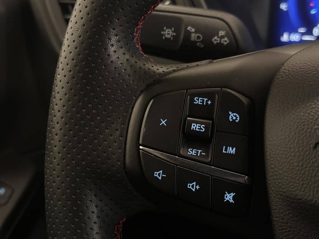 Ford Kuga 2.5 PHEV ST-Line thumbnail 27