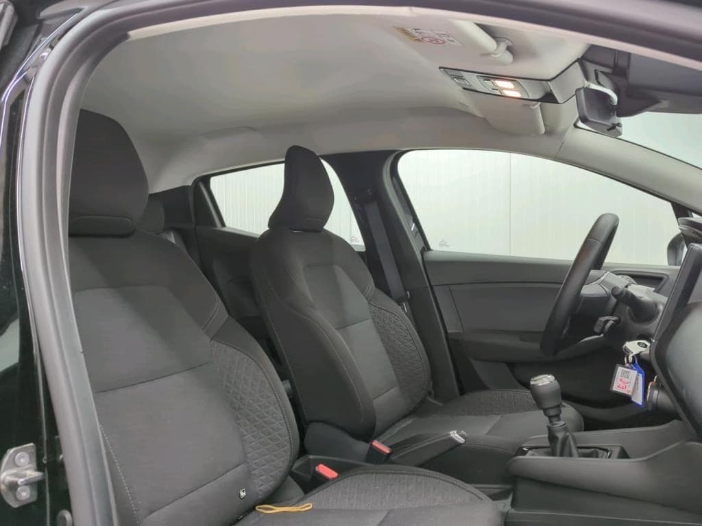 Renault Clio 1.0 TCe 90 Equilibre thumbnail 5