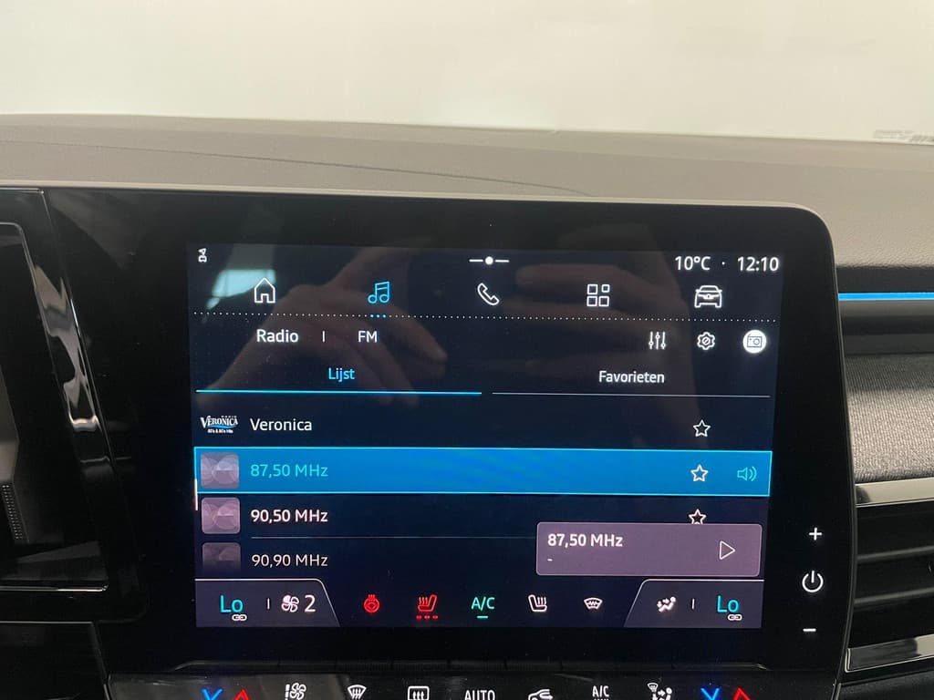 Renault Austral 1.2 E-Tech Full Hybrid 200 Techno Aut. thumbnail 16