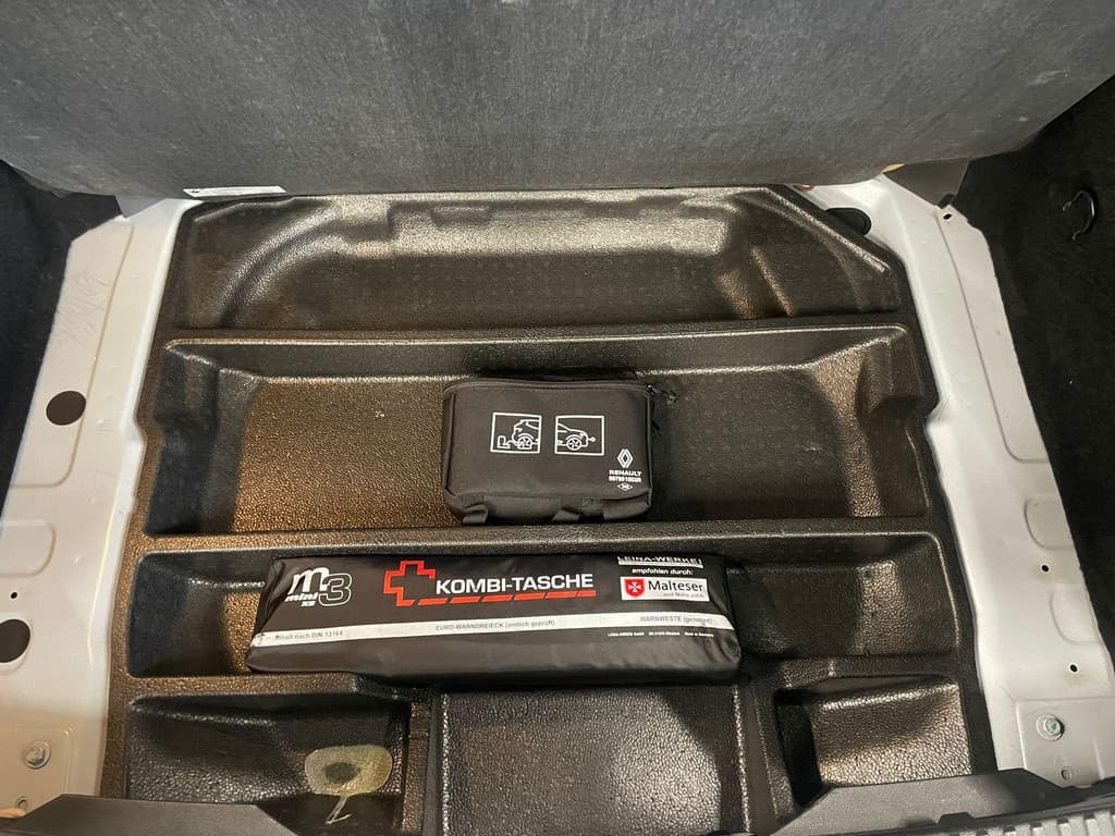 Renault Austral 1.2 E-Tech Full Hybrid 200 Techno Aut. thumbnail 25