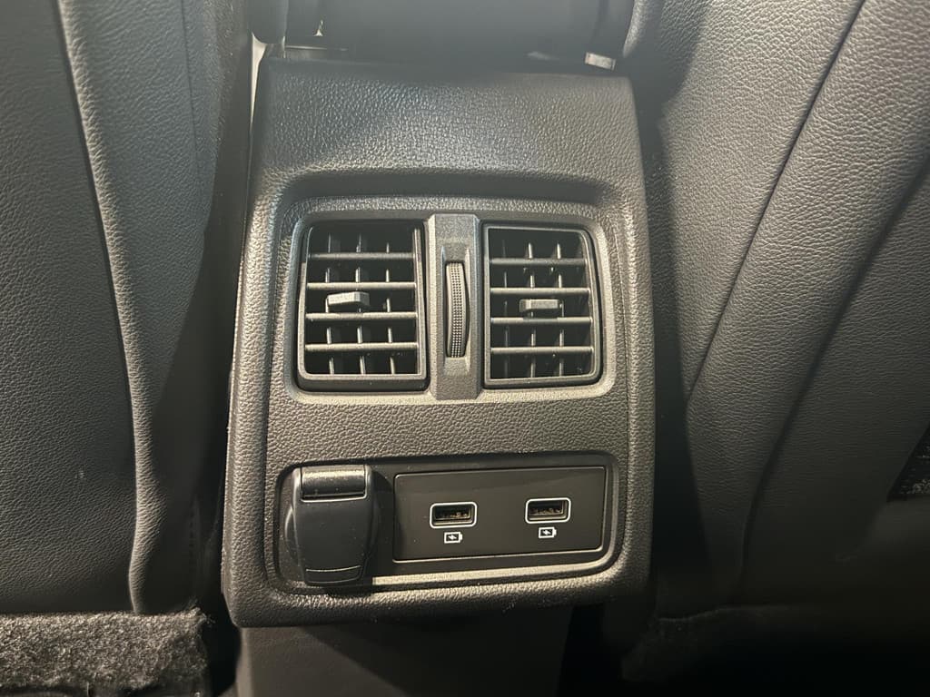 Renault Captur 1.6 E-Tech Plug-in Hybrid 160 R.S. Line thumbnail 17