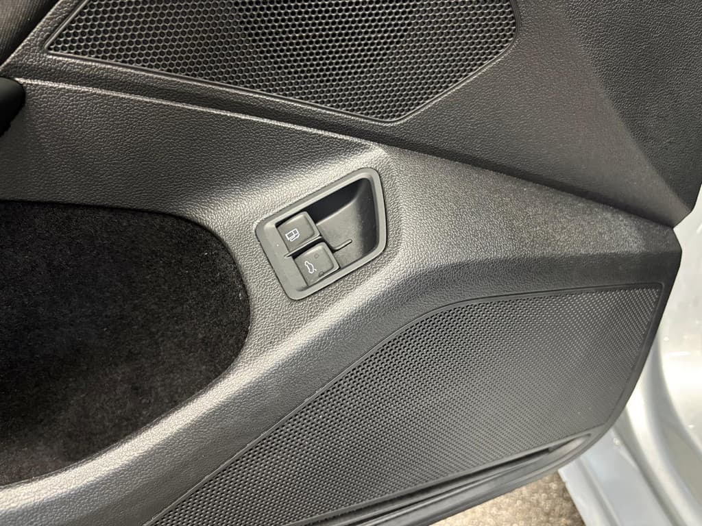 Volkswagen Passat Variant 1.4 TSI PHEV GTE Business thumbnail 11