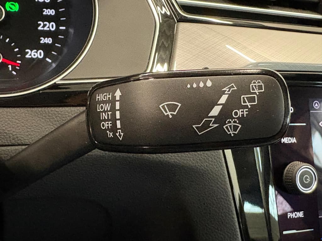 Volkswagen Passat Variant 1.4 TSI PHEV GTE Business thumbnail 19