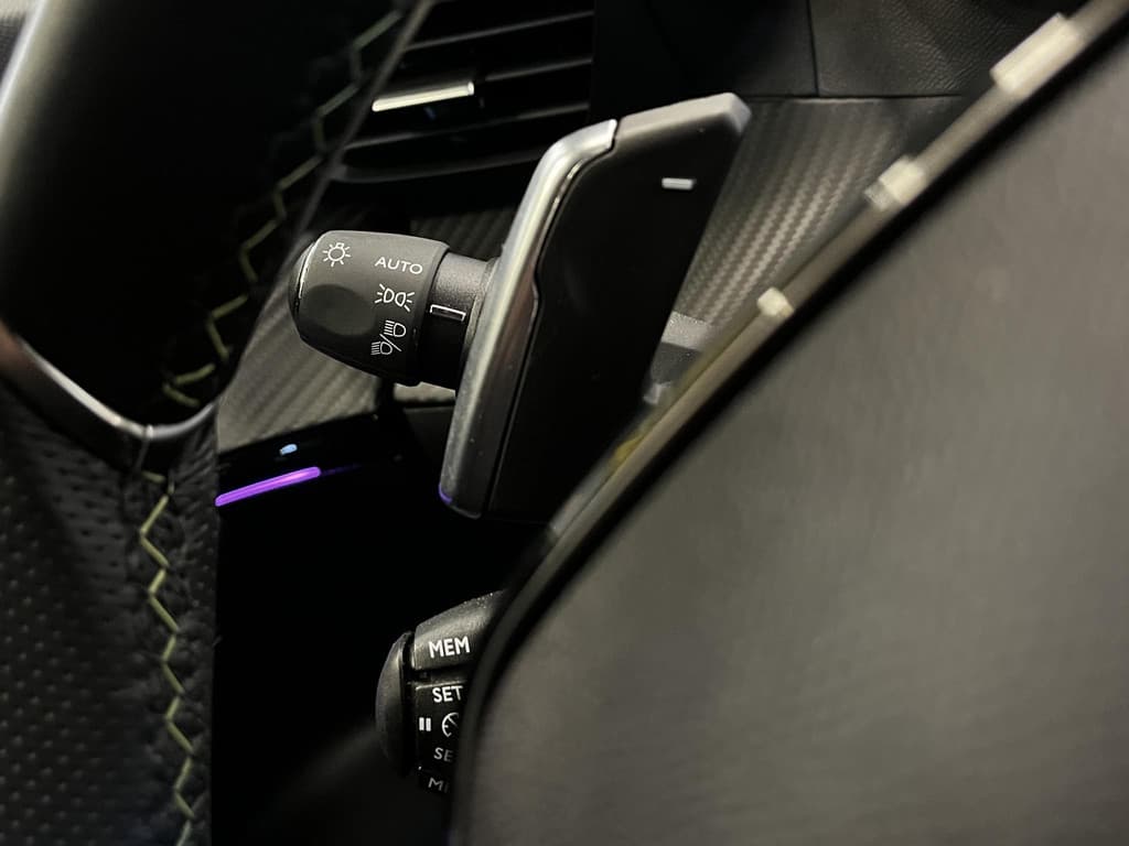 Peugeot 2008 1.2 PureTech 130pk Automaat GT-Line thumbnail 14