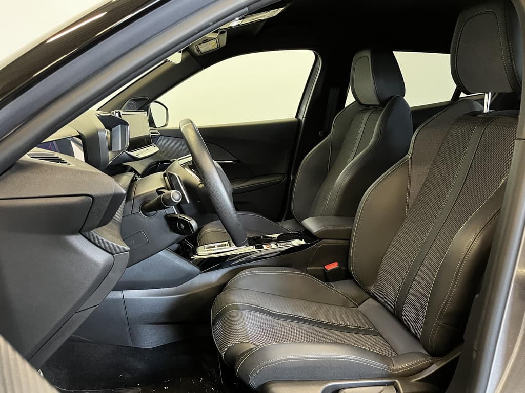 Peugeot 2008 1.2 PureTech 130pk Automaat GT-Line thumbnail 30