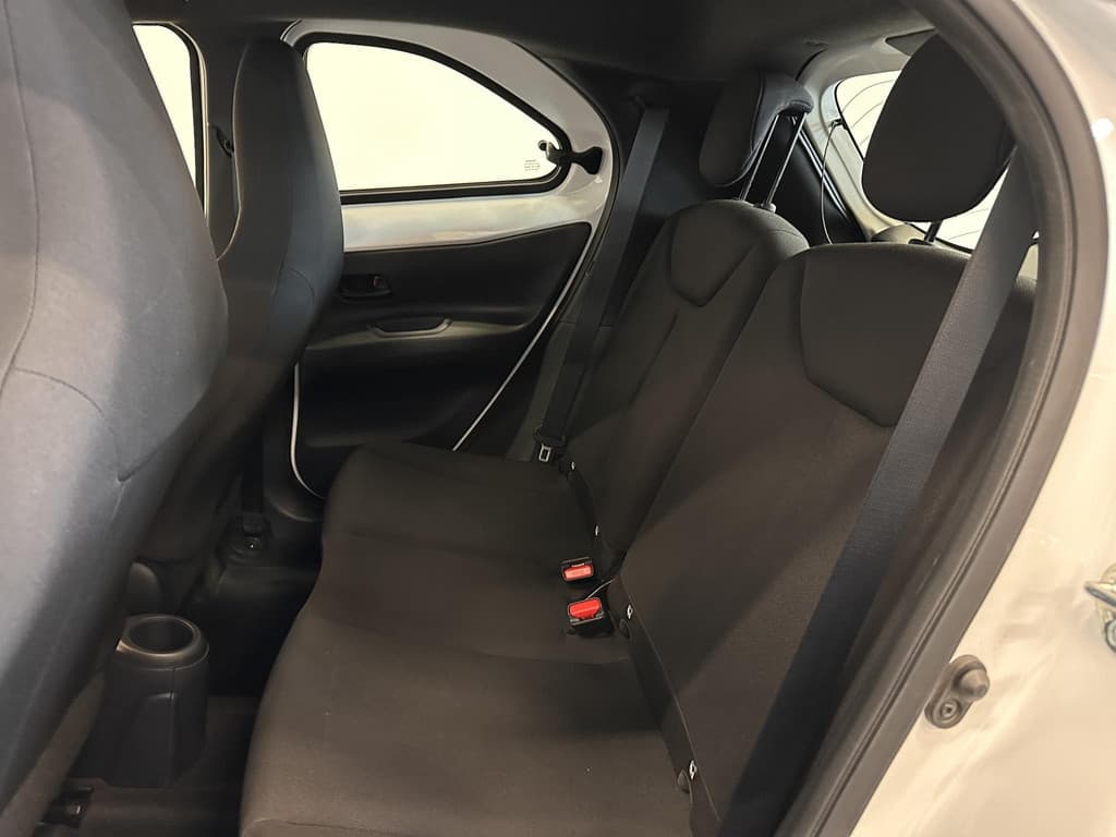 Toyota Aygo X 1.0 VVT-i S-CVT Aut. Play thumbnail 10