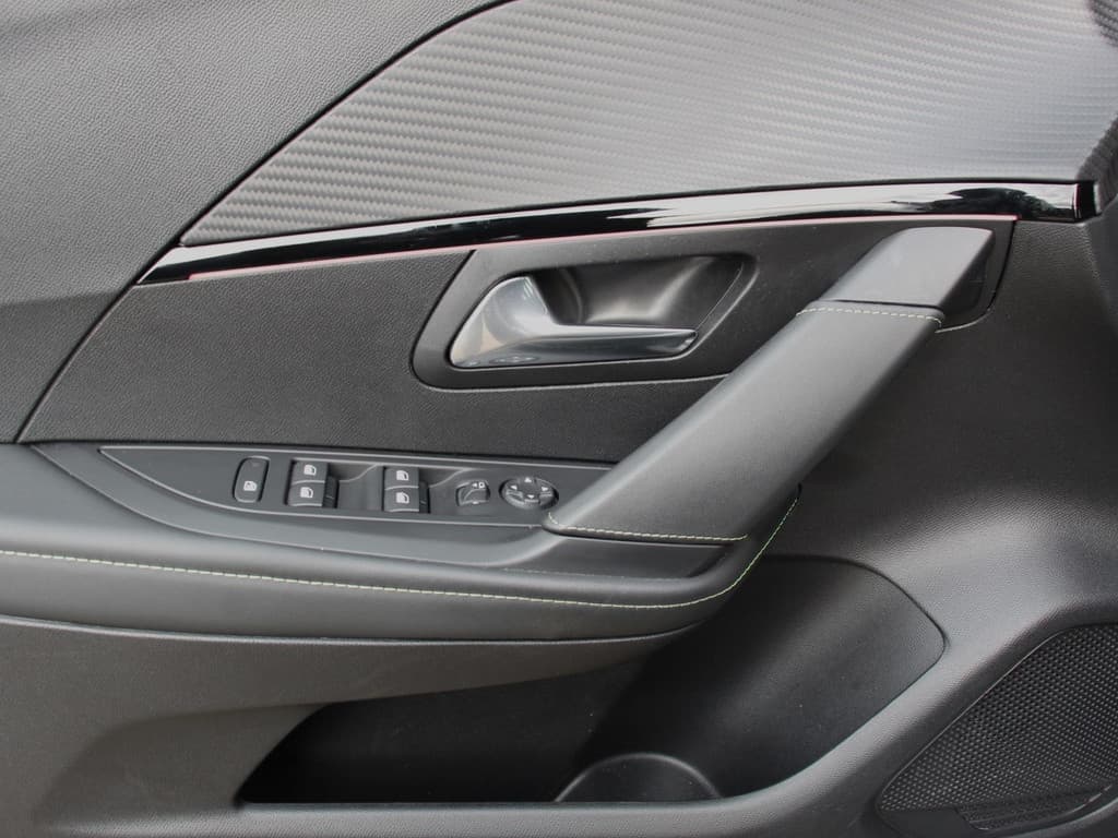 Peugeot 208 1.2 PureTech 100pk Automaat GT-Line thumbnail 10