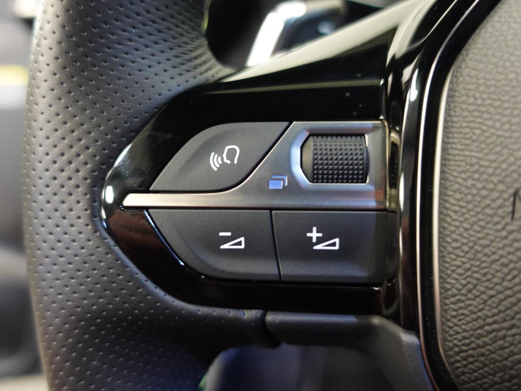 Peugeot 208 1.2 PureTech 100pk Automaat GT-Line thumbnail 14