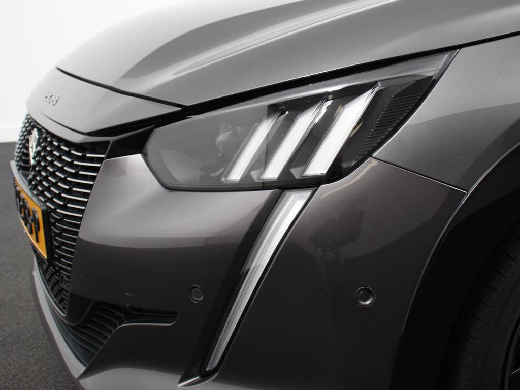 Peugeot 208 1.2 PureTech 100pk Automaat GT-Line thumbnail 26