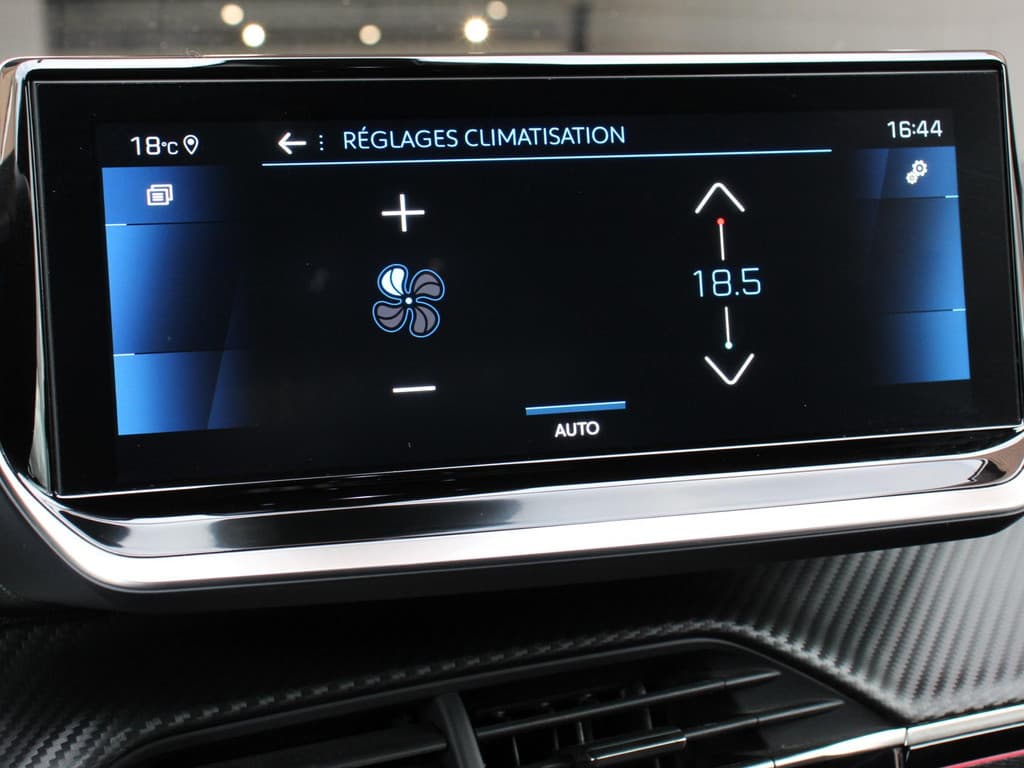 Peugeot 208 1.2 PureTech 100pk Automaat GT-Line thumbnail 39