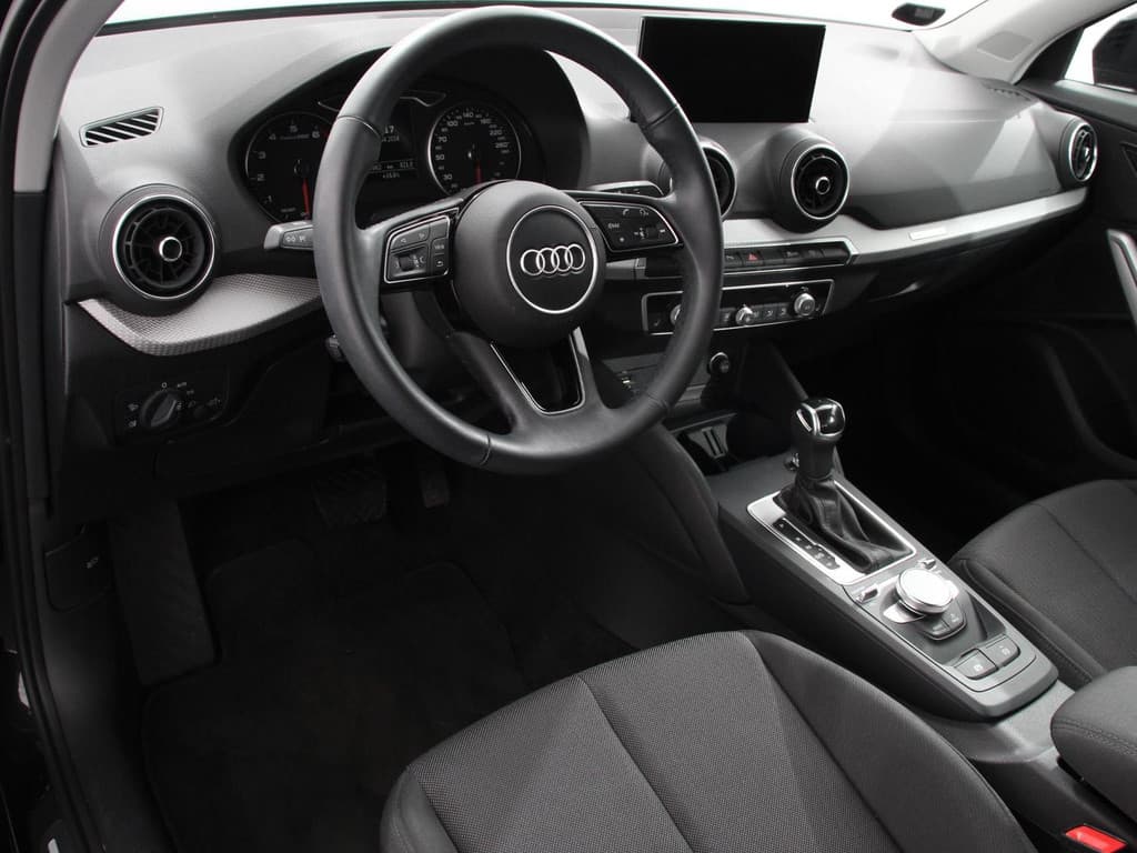 Audi Q2 35 TFSI 150pk S-tronic Prestige thumbnail 2