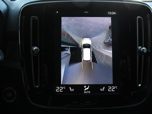 Volvo XC40 1.5 T4 Plug-in hybrid Plus Bright thumbnail 3