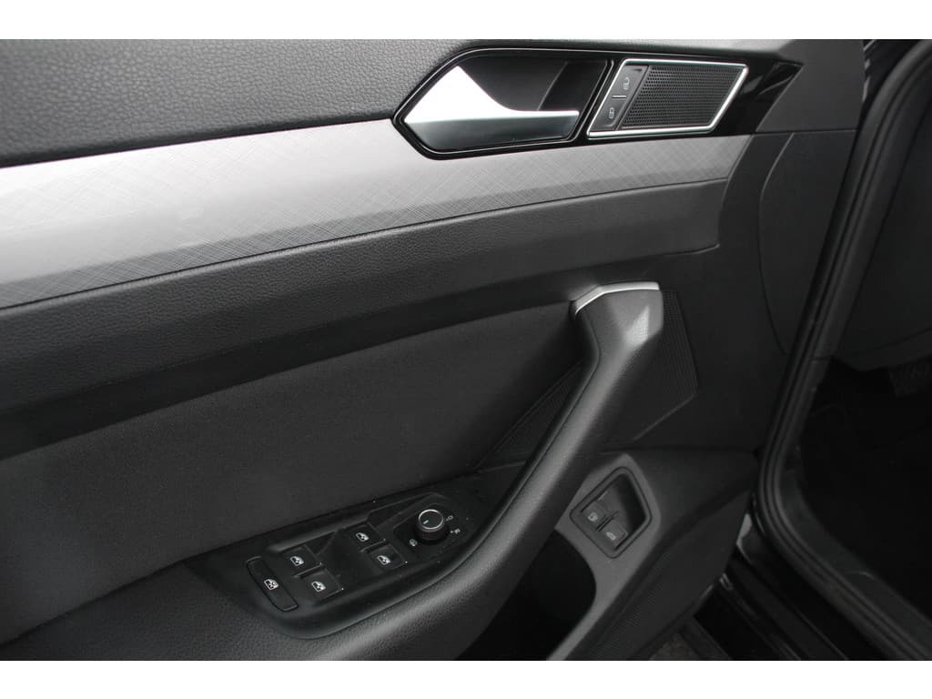 Volkswagen Passat Variant 1.4 TSI PHEV GTE thumbnail 11