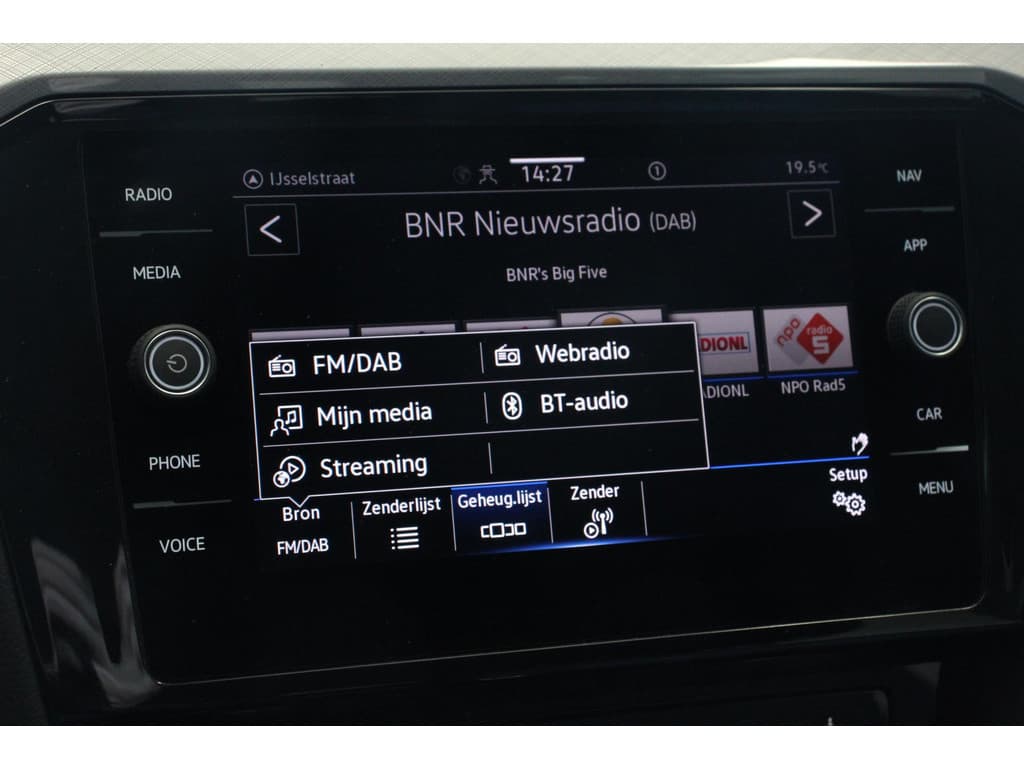 Volkswagen Passat Variant 1.4 TSI PHEV GTE thumbnail 18