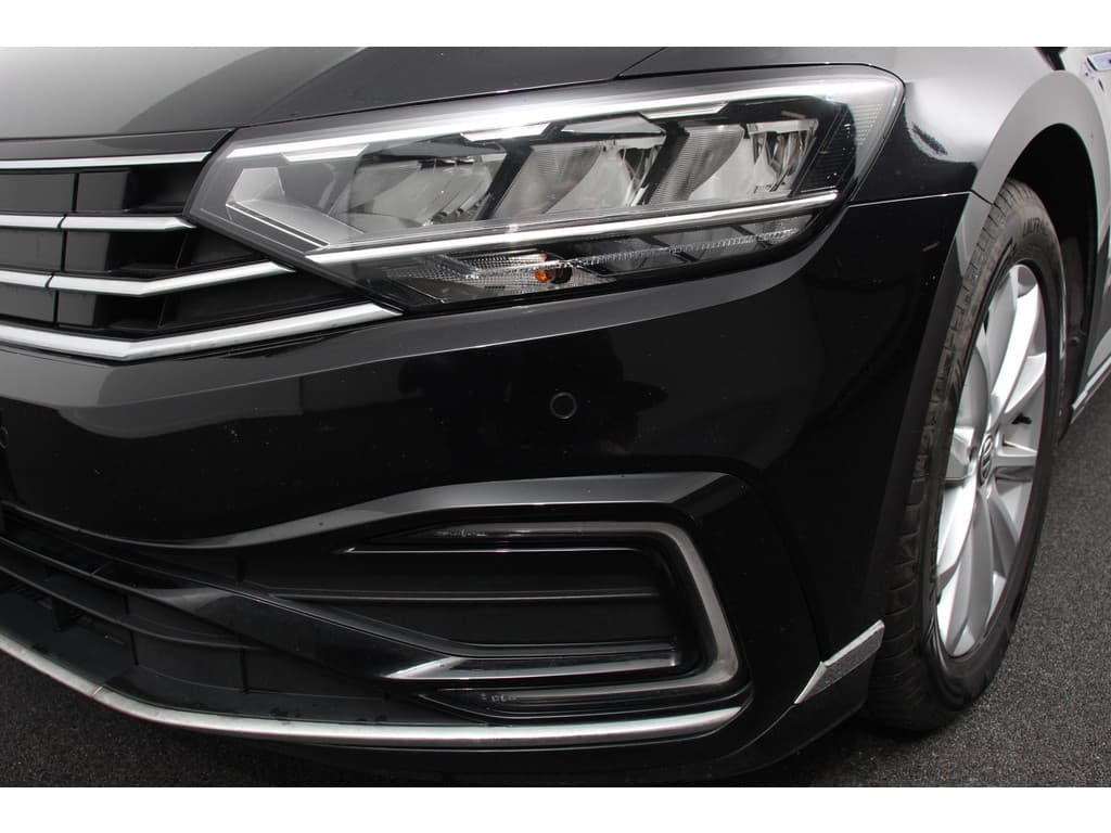 Volkswagen Passat Variant 1.4 TSI PHEV GTE thumbnail 22