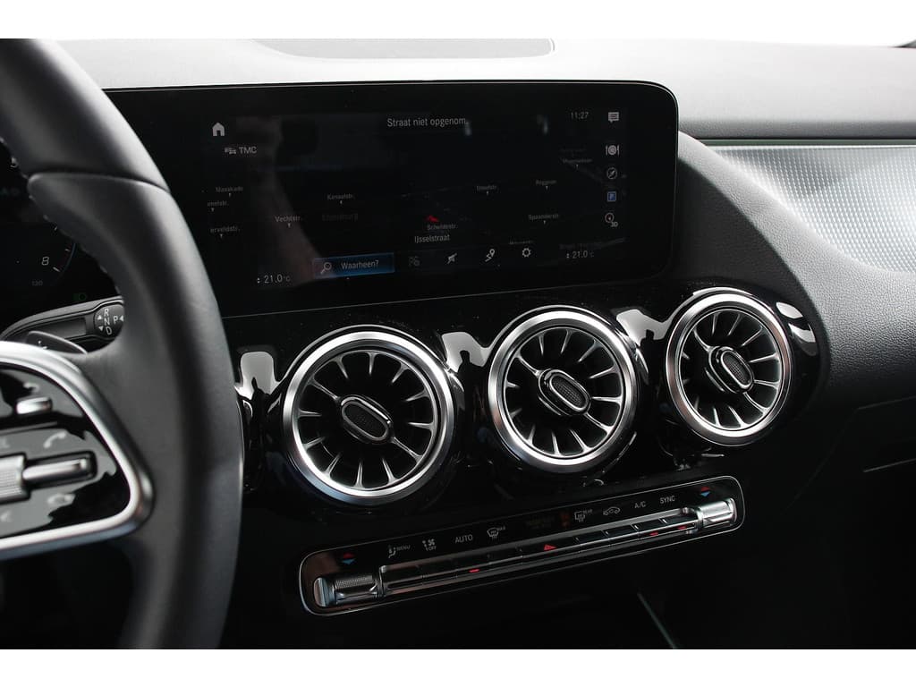 Mercedes-Benz GLA 200 163pk DCT Automaat Progressive thumbnail 15