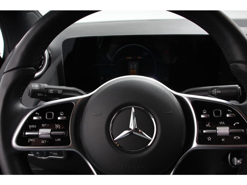 Mercedes-Benz GLA 200 163pk Automaat Progressive thumbnail 11