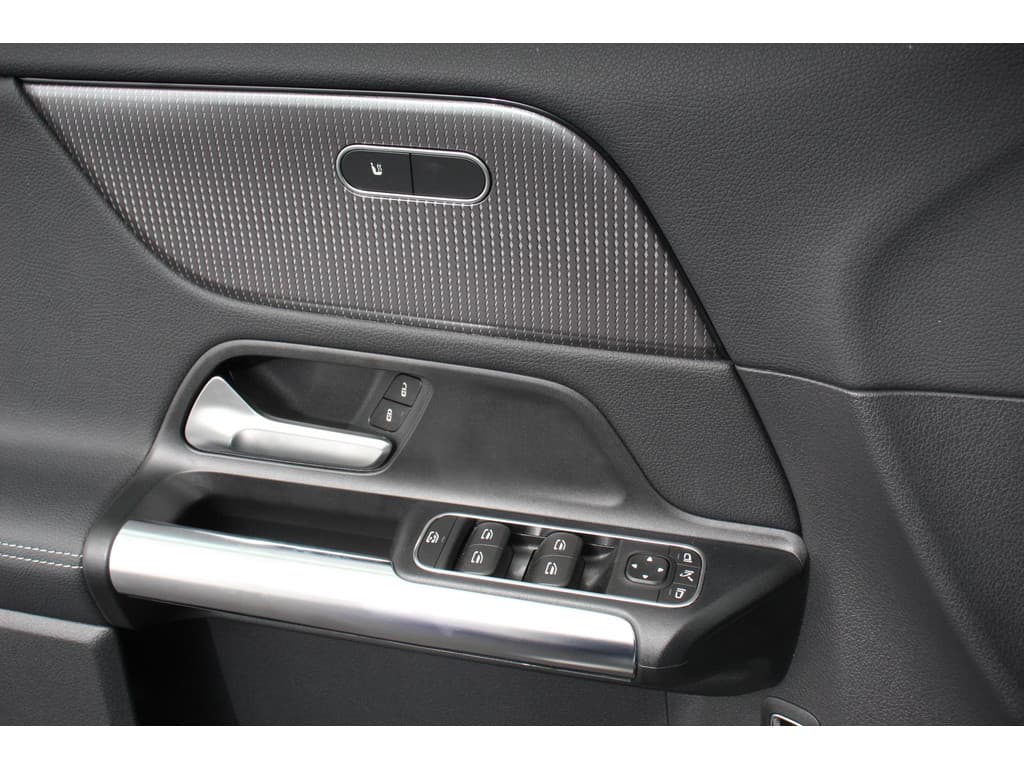 Mercedes-Benz GLA 200 163pk Automaat Progressive thumbnail 16