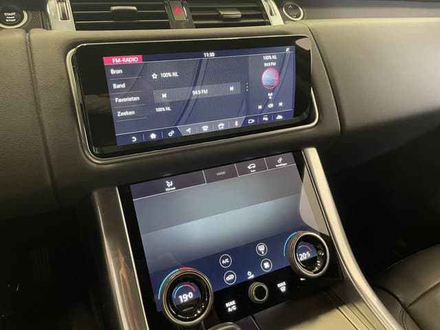 Land Rover Range Rover Sport P400e SE thumbnail 33