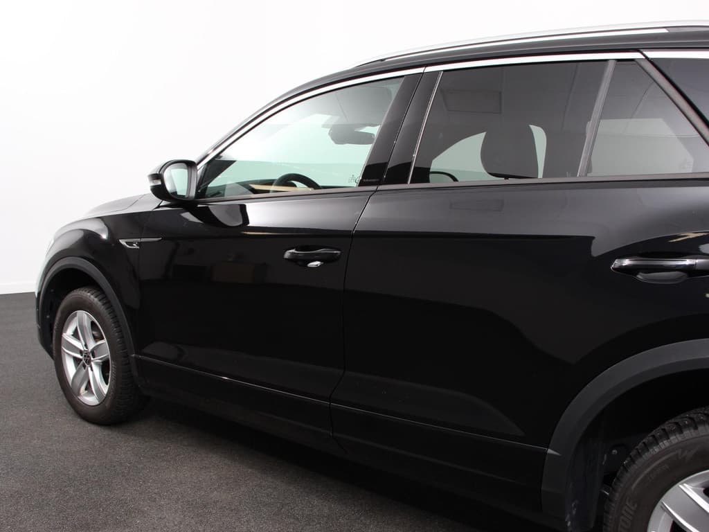 Volkswagen T-Roc 1.5 TSI DSG R-Line thumbnail 27