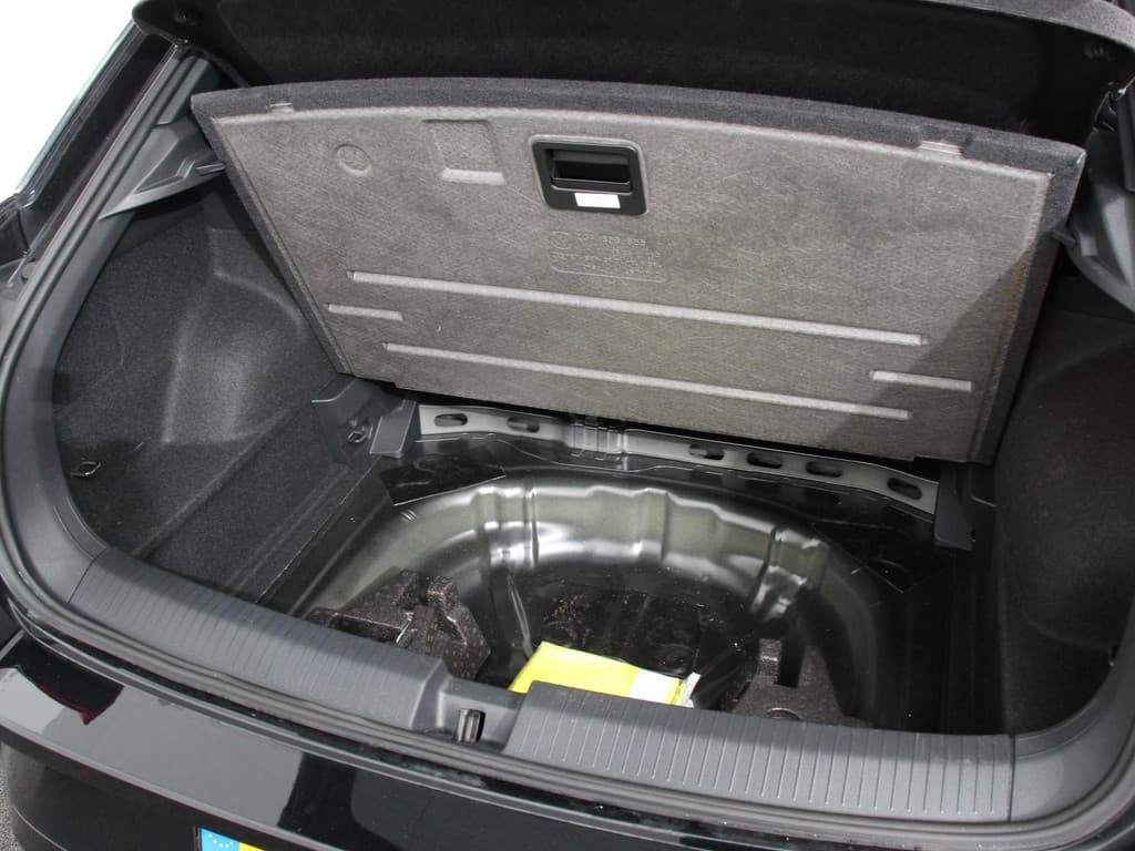 Volkswagen T-Roc 1.5 TSI DSG R-Line thumbnail 32